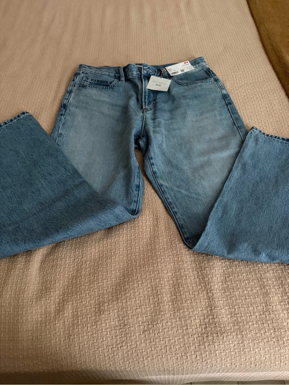 JW ANDERSON straight leg medium wash Jean sz 29 NWT